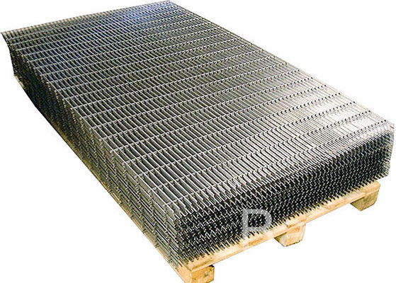 Black Iron Welded Wire Mesh Panels Square Grid For Building / Agricultural / Industrial