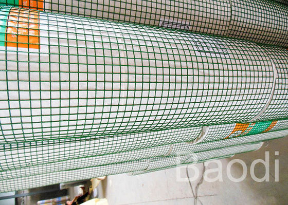 Green Vinyl Coated Welded Wire Mesh Roll Outdoor 16 Gauge For Poultry Fencing