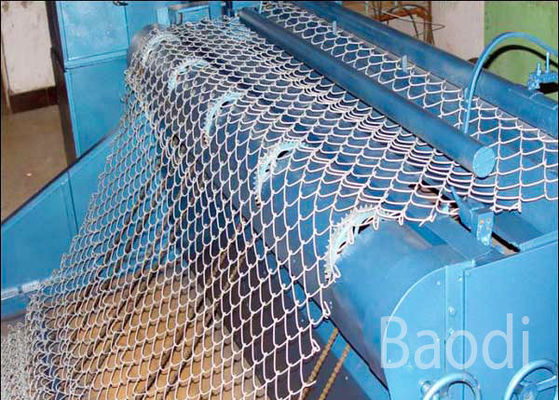 Galvanized Woven Chain Link Mesh Fence Carbon Steel Wire With Diamond Holes