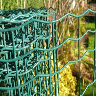 Euro Holland PVC-Coated Welded Wire Mesh Iron Fence with Square Holes for Construction and Decorative