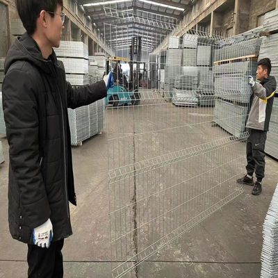 4mm Wire Diameter 50 X180mm 3d Curved Fence For Boundary Wall