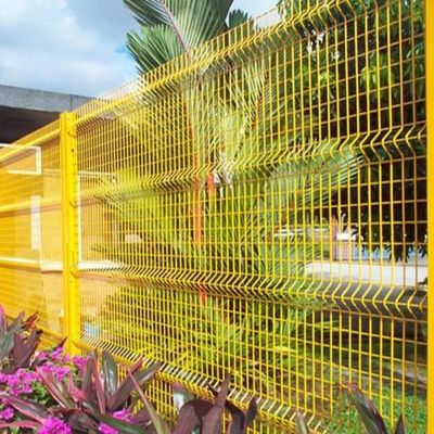 Heavy-Duty 4.0mm Wire Diameter Hot-Dipped Galvanized 3D Curved Fence with 50×200mm Mesh for Industrial Park Perimeter