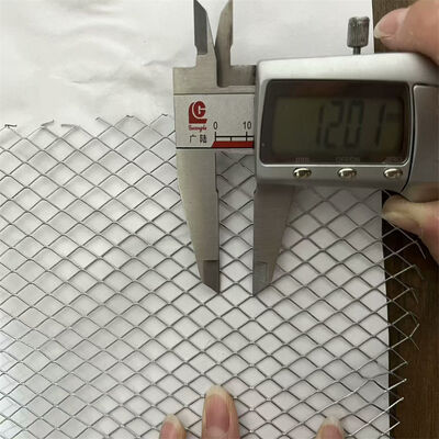 Essential Stainless Steel Wire Expanded Metal Mesh for Retail Industries New Air Liquid Filter Applications Pump Engine Gear