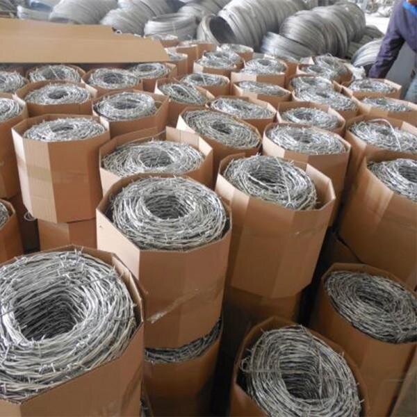 Different Types 2.5mm Galvanized Barbed Razor Wire Construction Protecting Mesh 13
