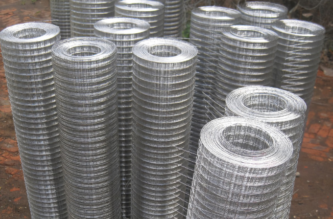 1/2x1 1x1 Hot Dip Galvanized Iron Welded Wire Hardware Cloth Mesh Rolls/ 16 Gauge Electro Galvanized square Hole Welded Mesh 2