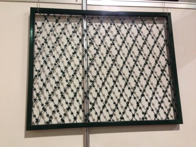 High Security Diamond Razor Barbed Wire Mesh Panel Fence razor Mesh Wire Fencing 3