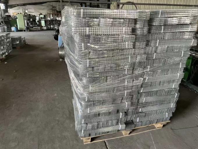 Customized Size Galvanized Welded Wire Mesh Panels Corrosion Resistive 2